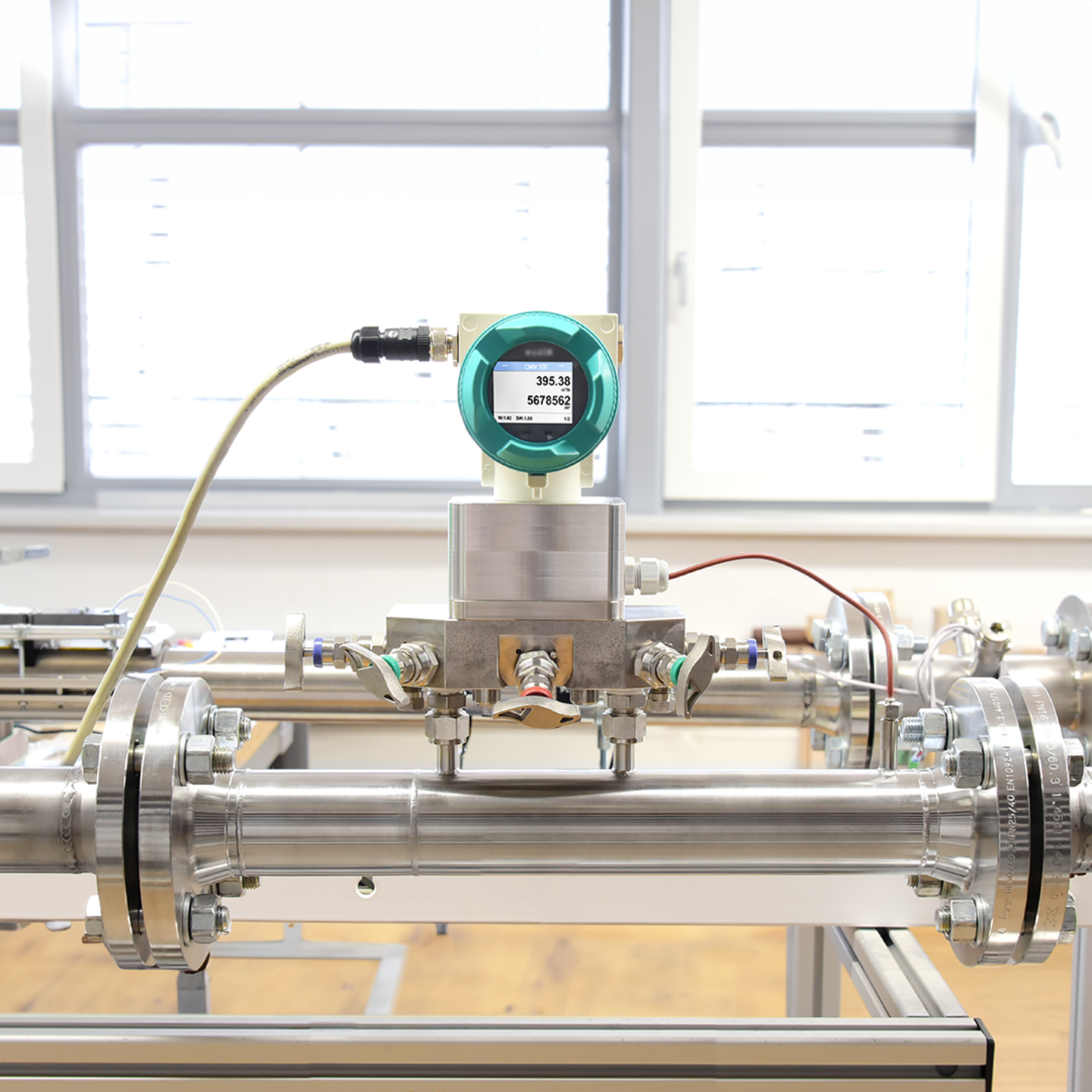 Applications of the CMM 500 in wet and dry compressed air